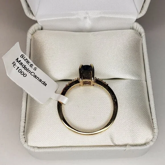 Yellow Gold & Natural Sapphire Ring - 10KT - Picture 6 of 11